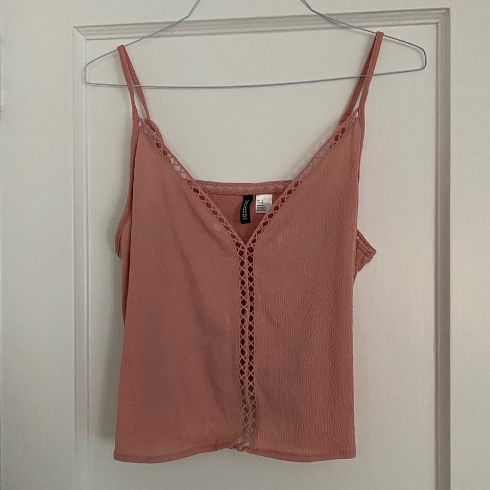 H&M pink tank with details 💓